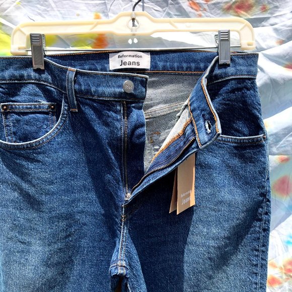 NWT Reformation Jeans- Liza High Rise- Size 30 - Picture 4 of 9